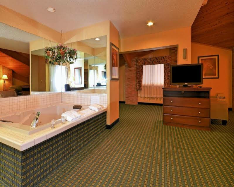 Quality Inn Marshall Near I-69 Buitenkant foto